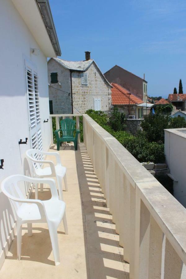 Apartmani Vinko Bol Exterior foto